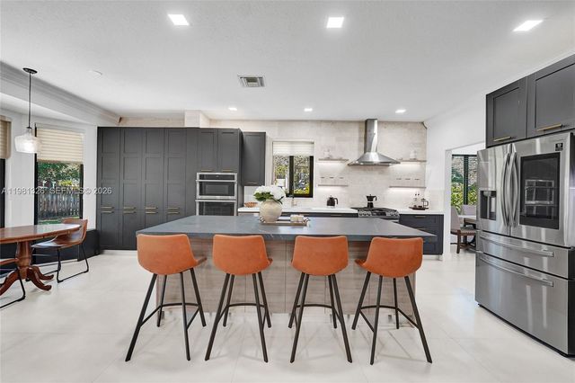 13076 NW 14th St, Pembroke Pines, FL 33028