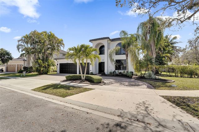 13076 NW 14th St, Pembroke Pines, FL 33028