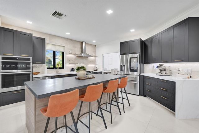 13076 NW 14th St, Pembroke Pines, FL 33028