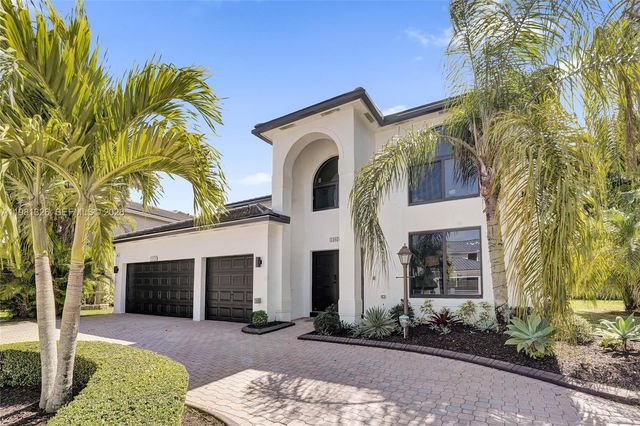 13076 NW 14th St, Pembroke Pines, FL 33028