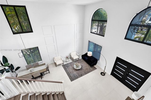 13076 NW 14th St, Pembroke Pines, FL 33028