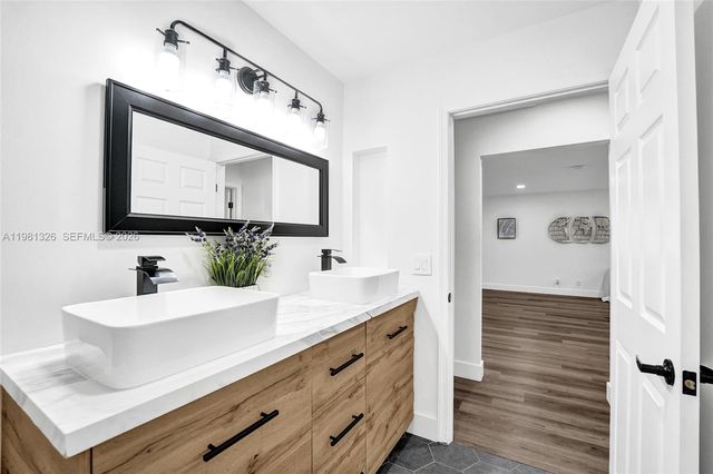 13076 NW 14th St, Pembroke Pines, FL 33028