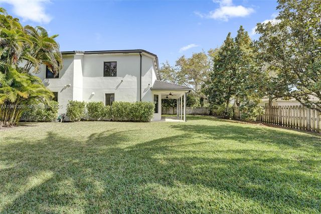 13076 NW 14th St, Pembroke Pines, FL 33028