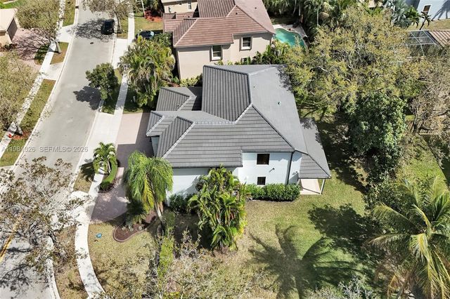 13076 NW 14th St, Pembroke Pines, FL 33028