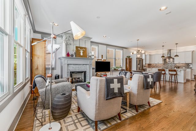 929A S Douglas Ave, Nashville, TN 37204