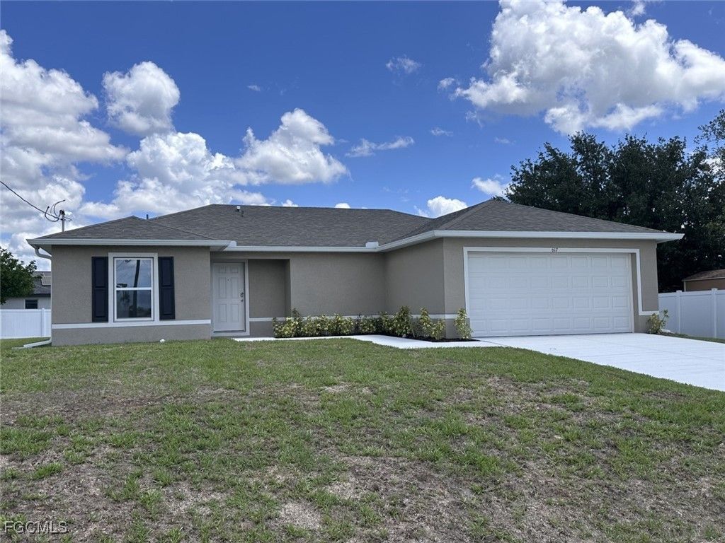 617 NW 28th TER, Cape Coral, FL 33993