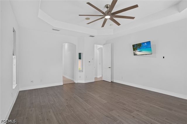 1012 SW 39th TER, Cape Coral, FL 33914