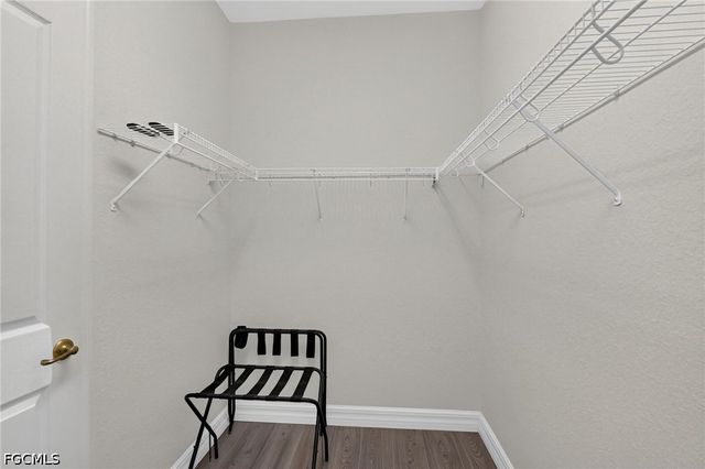 1012 SW 39th TER, Cape Coral, FL 33914
