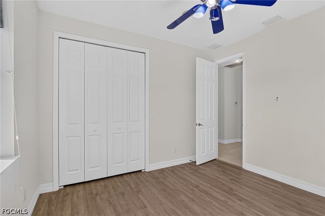 1012 SW 39th TER, Cape Coral, FL 33914