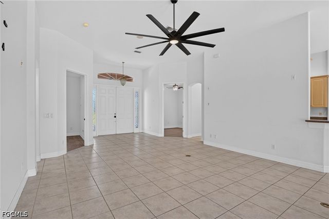 1012 SW 39th TER, Cape Coral, FL 33914