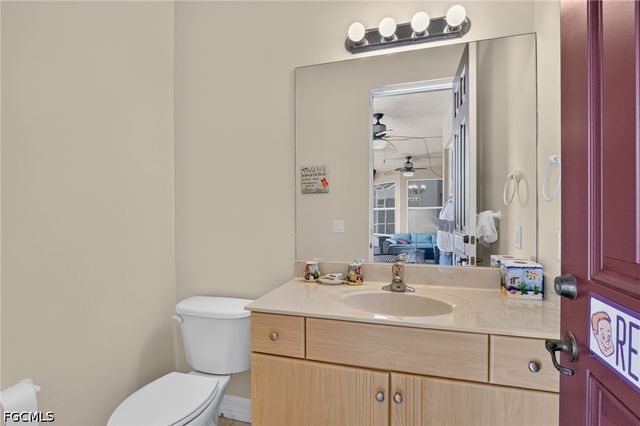 1012 SW 39th TER, Cape Coral, FL 33914