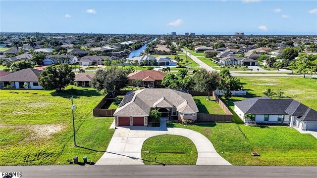 1012 SW 39th TER, Cape Coral, FL 33914