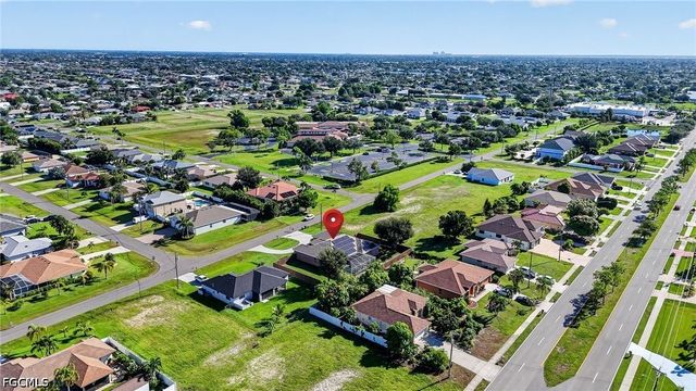 1012 SW 39th TER, Cape Coral, FL 33914