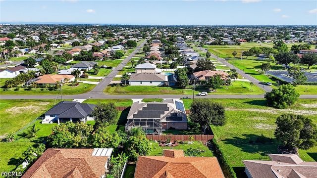1012 SW 39th TER, Cape Coral, FL 33914