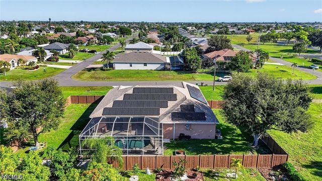 1012 SW 39th TER, Cape Coral, FL 33914