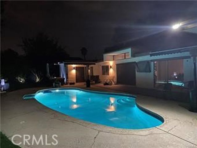 1156 Lyndhurst, Riverside, CA 92507