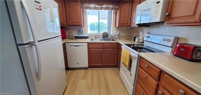 2100 Barkeley LN 19, Fort Myers, FL 33907