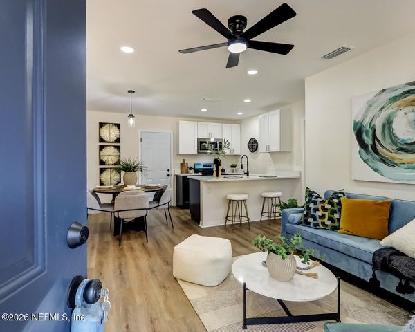 5744 BLACKTHORN Road, Jacksonville, FL 32244