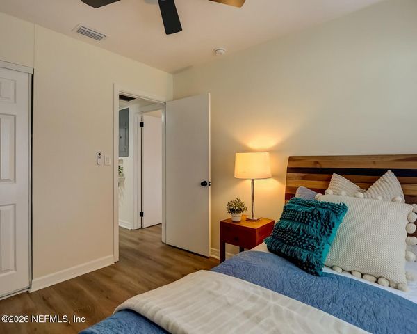 5744 BLACKTHORN Road, Jacksonville, FL 32244