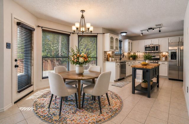 8605 Treasure Cove, Rowlett, TX 75089