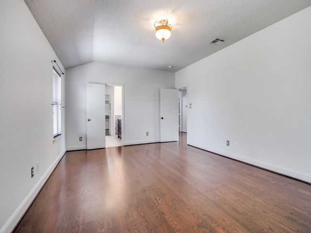 8605 Treasure Cove, Rowlett, TX 75089