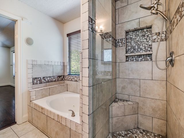 8605 Treasure Cove, Rowlett, TX 75089