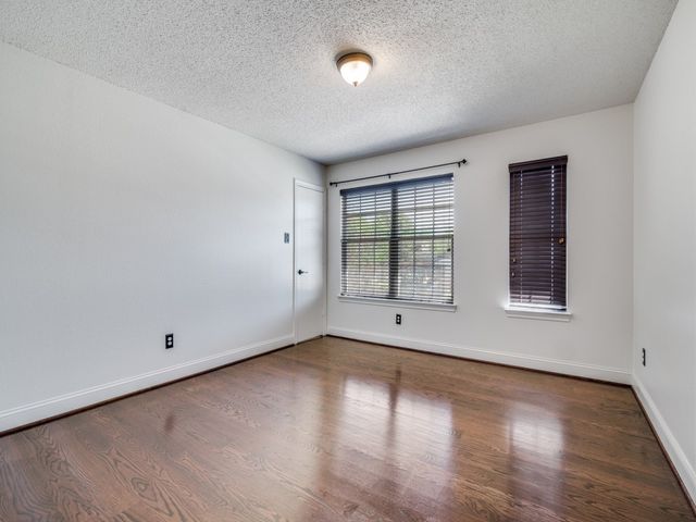 8605 Treasure Cove, Rowlett, TX 75089