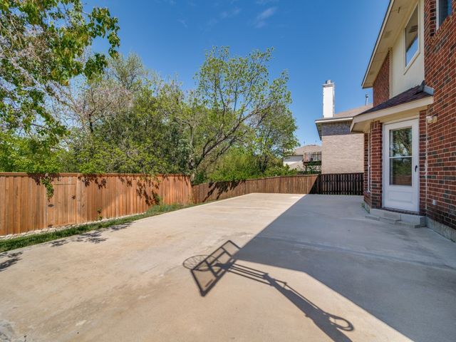 8605 Treasure Cove, Rowlett, TX 75089