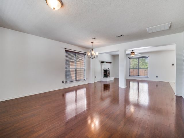 8605 Treasure Cove, Rowlett, TX 75089