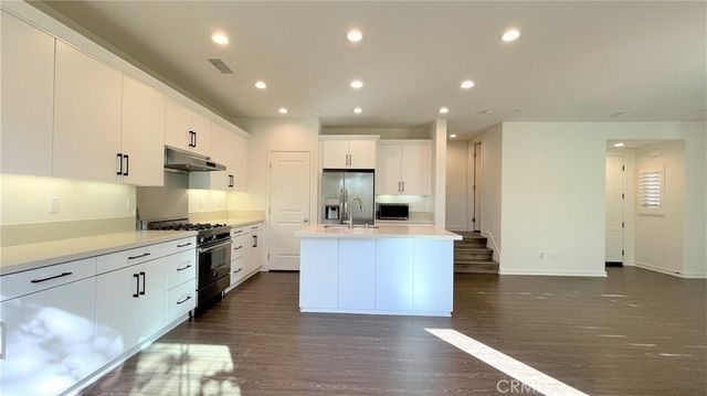 155 Excursion, Irvine, CA 92618