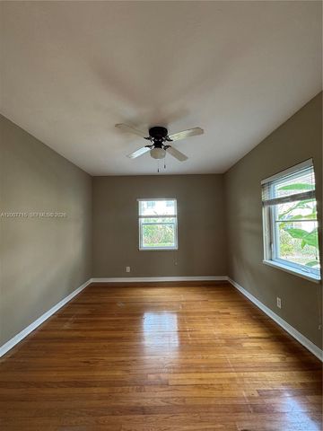 725 NE 91st St 1D, Miami Shores, FL 33138