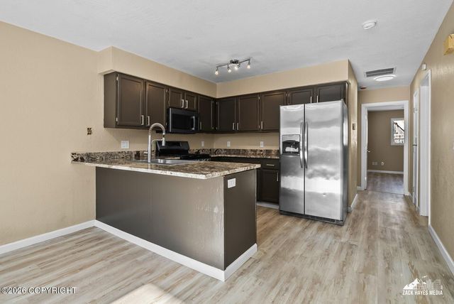 6230 Gross Drive, Anchorage, AK 99507