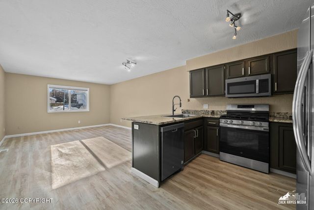 6230 Gross Drive, Anchorage, AK 99507