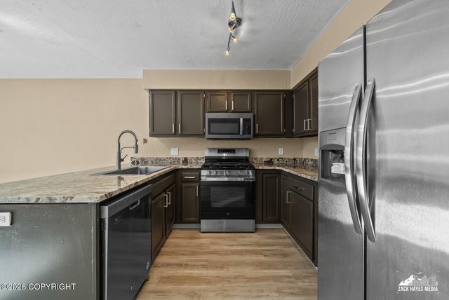 6230 Gross Drive, Anchorage, AK 99507