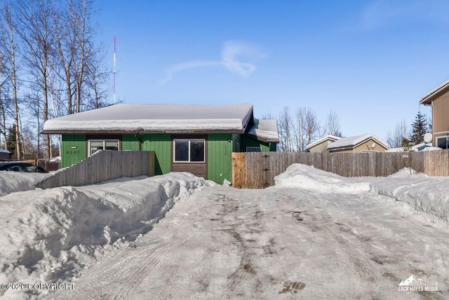 6230 Gross Drive, Anchorage, AK 99507