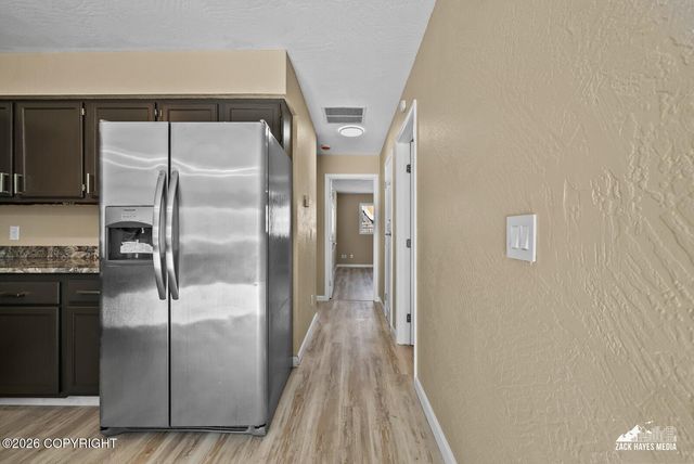 6230 Gross Drive, Anchorage, AK 99507