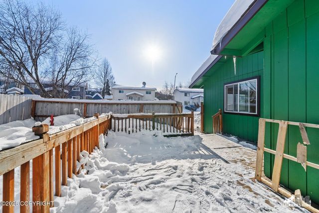 6230 Gross Drive, Anchorage, AK 99507