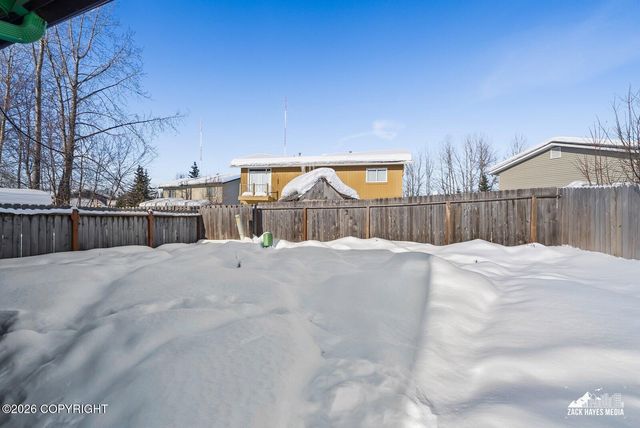 6230 Gross Drive, Anchorage, AK 99507