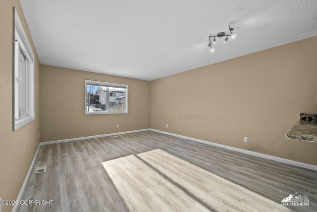 6230 Gross Drive, Anchorage, AK 99507