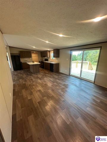 102 N Center Street, Irvington, KY 40146