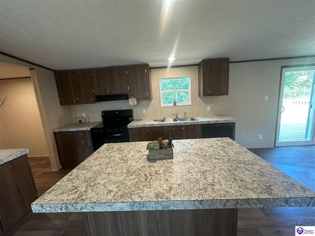 102 N Center Street, Irvington, KY 40146