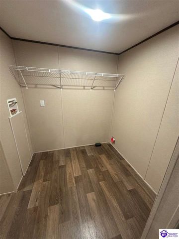 102 N Center Street, Irvington, KY 40146