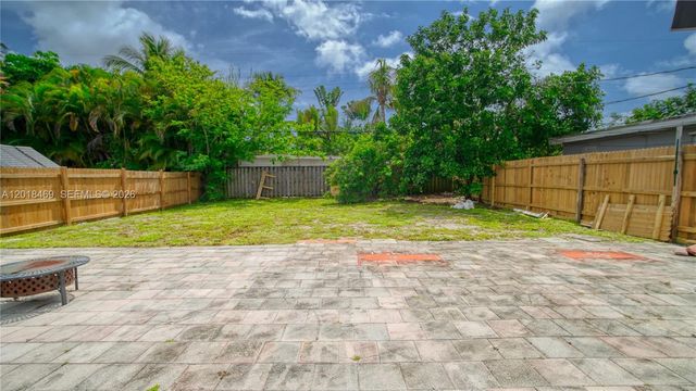 1520 N Andrews Ave, Fort Lauderdale, FL 33311