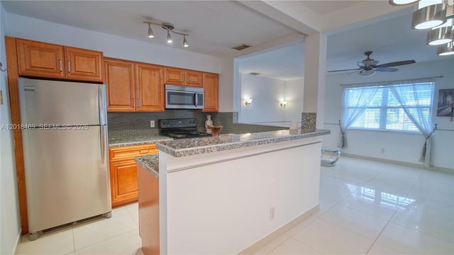 1520 N Andrews Ave, Fort Lauderdale, FL 33311