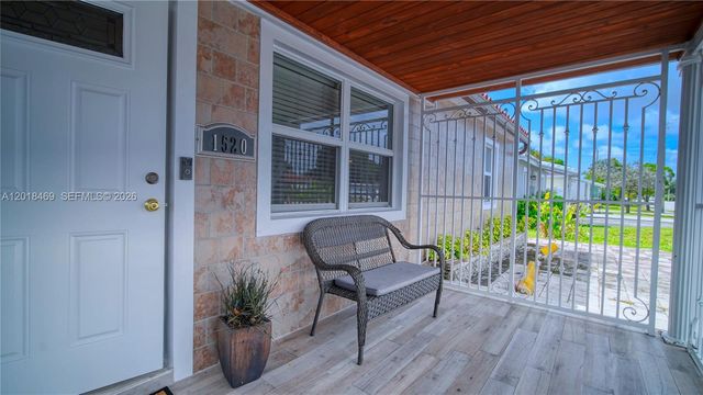 1520 N Andrews Ave, Fort Lauderdale, FL 33311
