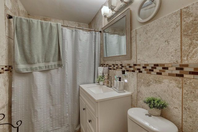 1650 S 18th STREET, Milwaukee, WI 53204