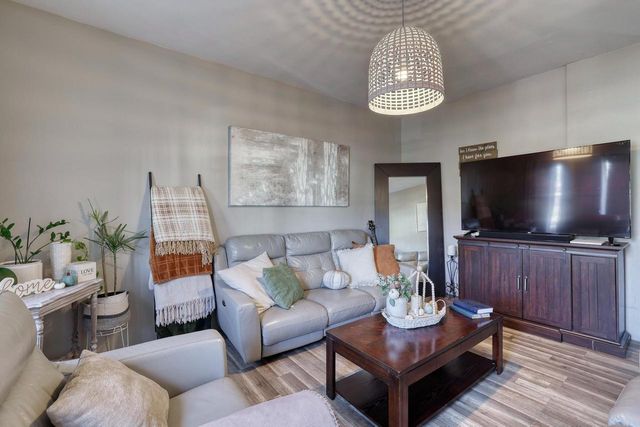 1650 S 18th STREET, Milwaukee, WI 53204