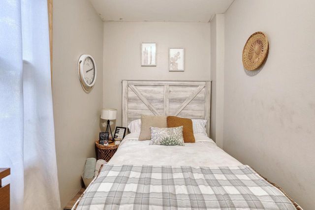 1650 S 18th STREET, Milwaukee, WI 53204