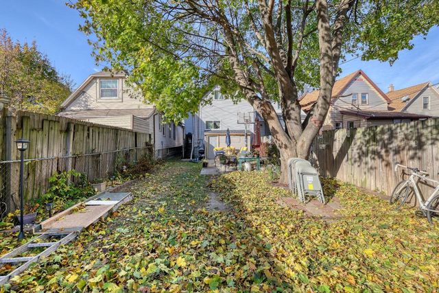 1650 S 18th STREET, Milwaukee, WI 53204