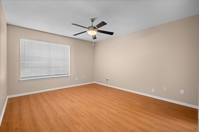 10323 Budtime Lane, Dallas, TX 75217
